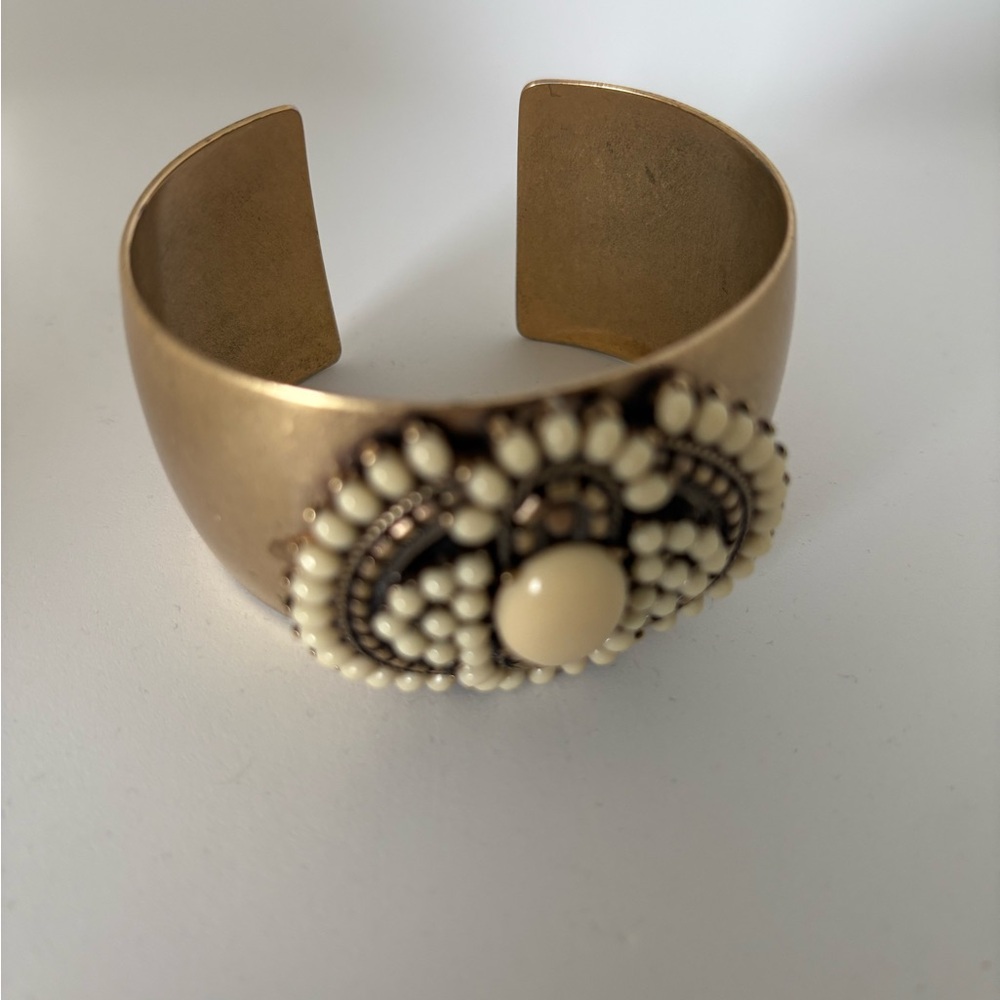 Vintage Inspired Gold Cuff Bracelet with Cream Bead Design